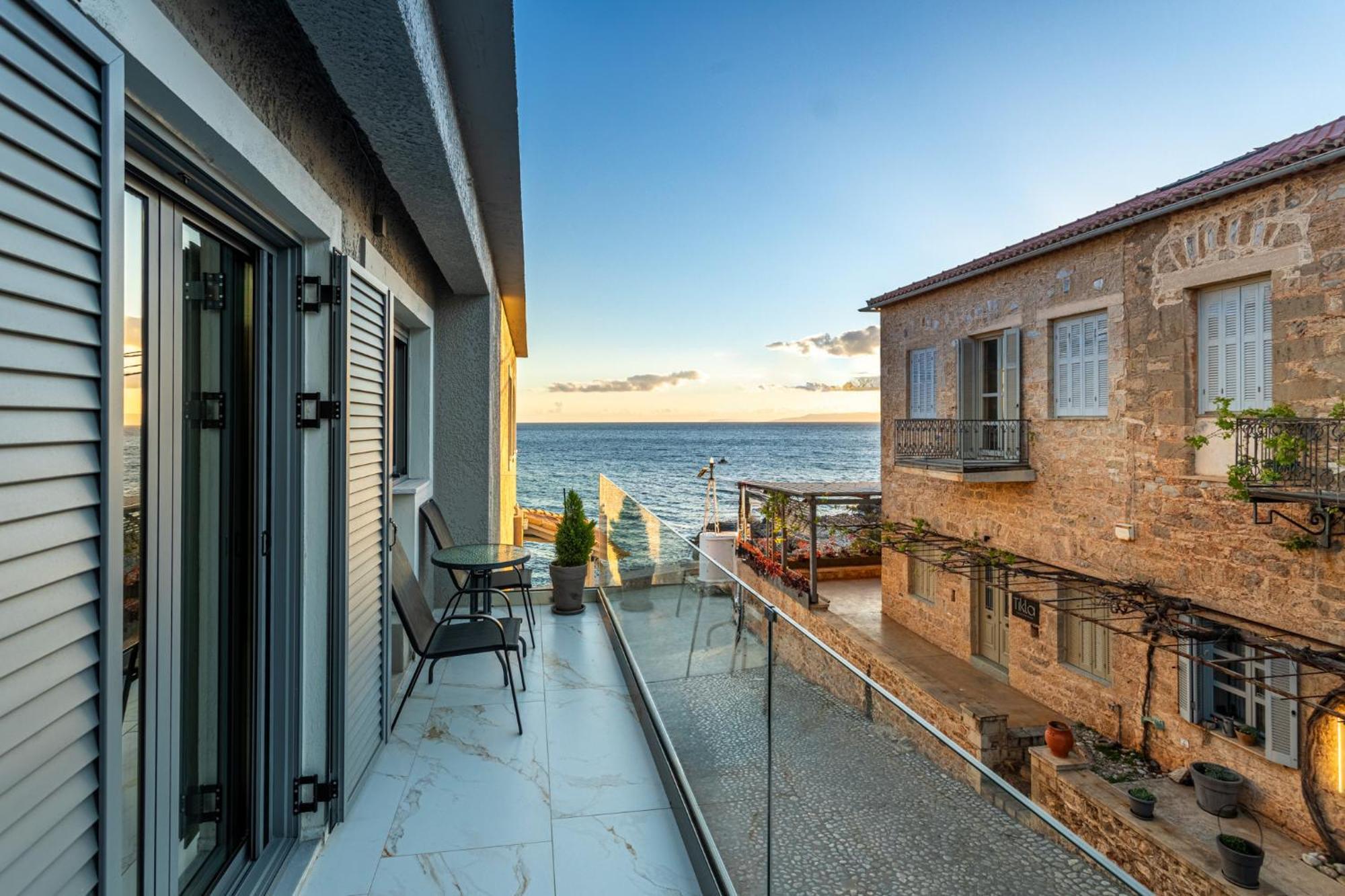 Marina Apartments Kardhamili Exterior foto