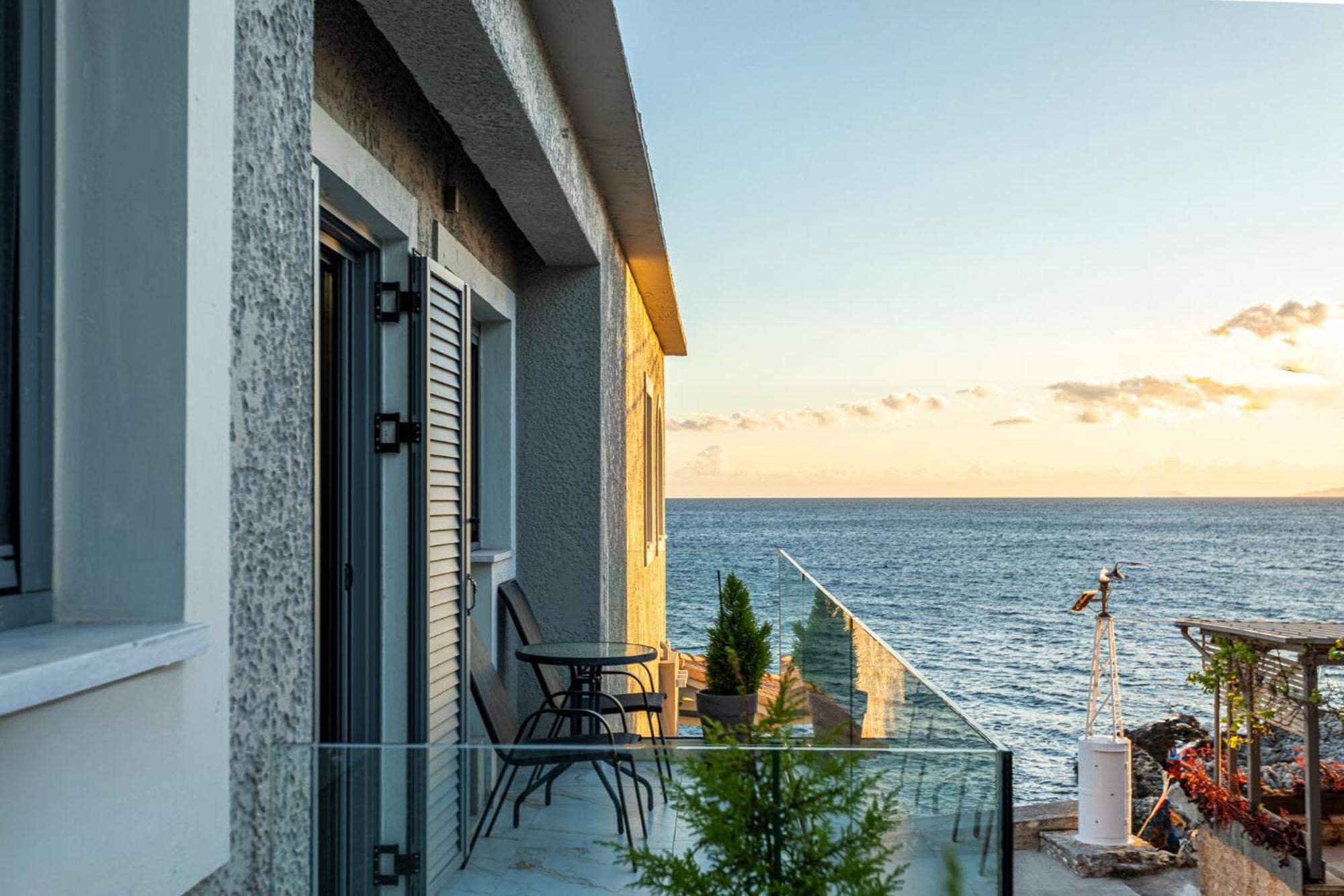 Marina Apartments Kardhamili Exterior foto